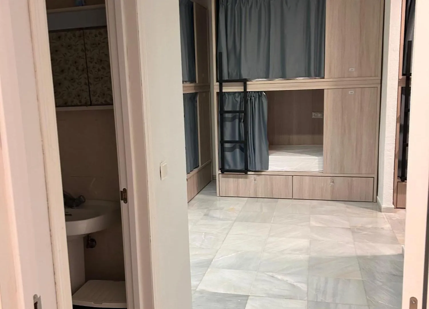 Hostel Sorolla Playa Malaga